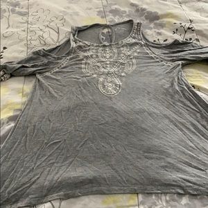 Cold shoulder flowy shirt